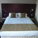 Cit'hotel Saint-pierre Hotel Viré