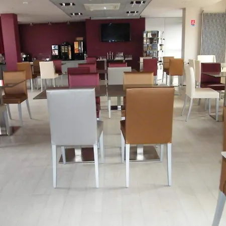 Cit'hotel Saint-pierre Hotell