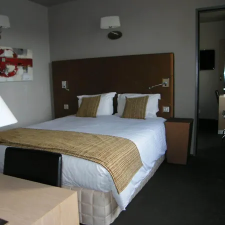 Cit'hotel Saint-pierre Hotel Viré