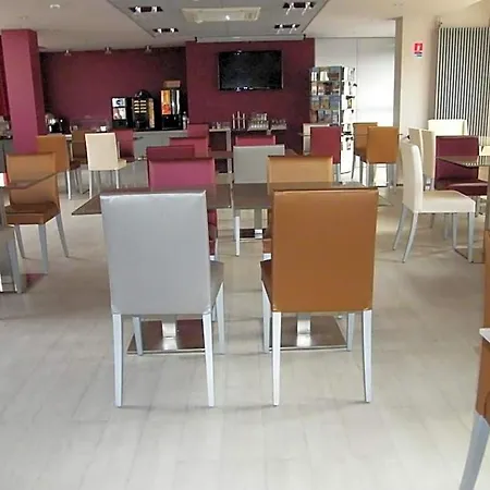 Hotell Cit'hotel Saint-pierre 3*