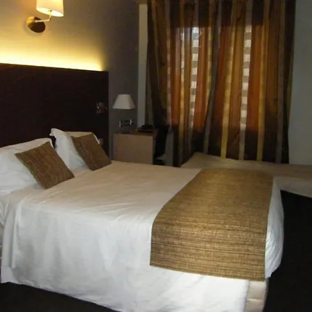 Cit'hotel Saint-pierre 3* Viré