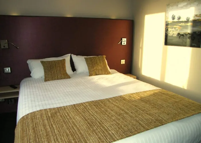 Hotell Cit'hotel Saint-pierre Viré