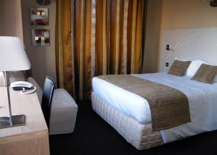 Cit'hotel Saint-pierre Hotel Viré